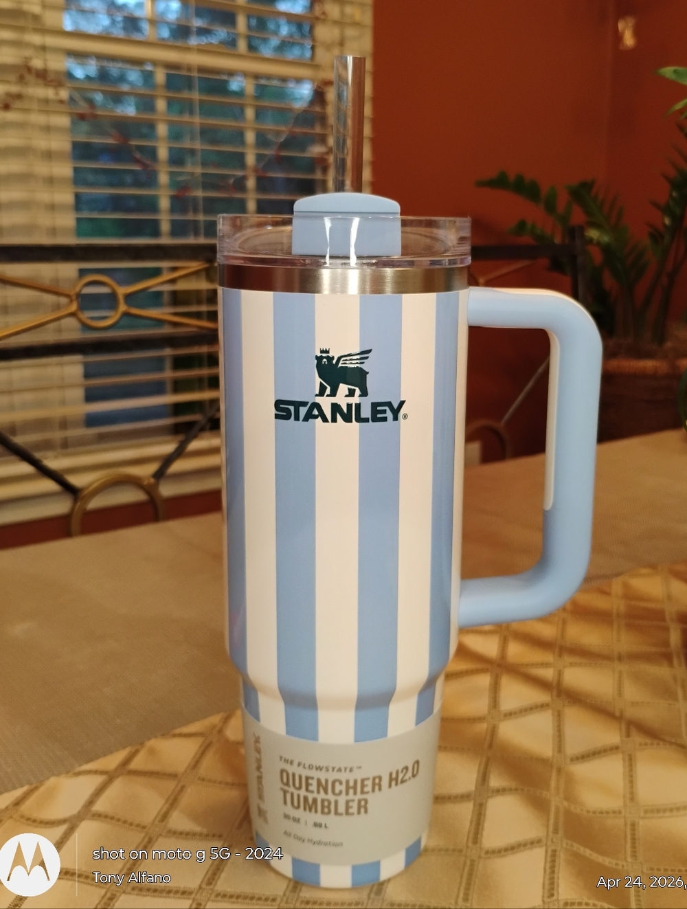 Stanley Cornflower Gloss Cabana 30oz BNWT - In Hand Ships Fast